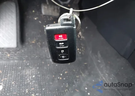 2017 Toyota Corolla Se z USA, uszkodzony, nr VIN 2T1BURHE0HC780116